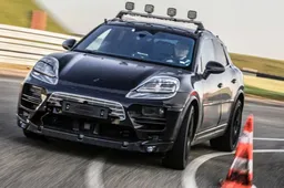Porsche, passo indietro: in arrivo un nuovo Macan a benzina per il 2028. Ma non si chiamerà così