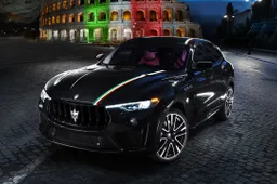 Maserati personalizza Levante con il tricolore realizzato a mano