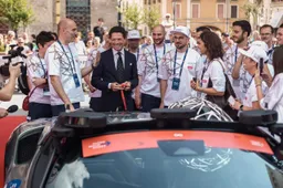 Alla Mille Miglia 2023 si sperimenta la guida autonoma su una MC20