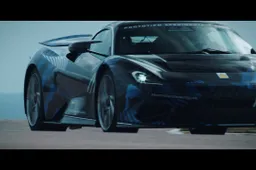 Pininfarina Battista al debutto in pista con i suoi 1.900 CV [VIDEO]