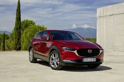 Mazda CX-30 | Prova su strada in anteprima