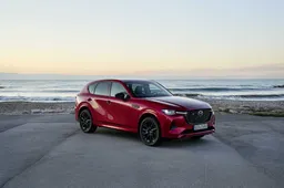 Mazda CX-60 Diesel: prova in anteprima, interni, consumi, prezzi