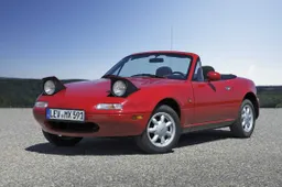 La MX-5 non morirà mai, parola del CEO Mazda