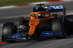 McLaren si ritira dal GP Australia: Meccanico positivo al Coronavirus