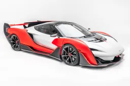 McLaren Sabre 2021: prime foto dell'erede della P1 (ma non sarà ibrida)