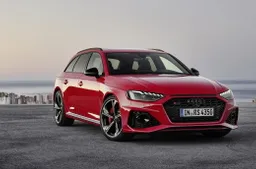 Audi RS 4 Avant 2020: interni, motore, prezzi e data uscita