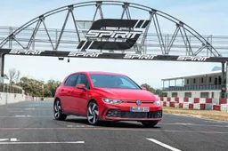 Volkswagen Golf GTI 2020: prezzo, esterni, interni, motore