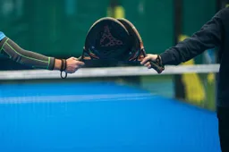 CUPRA alla Milano Football Week con calcio, padel e passione