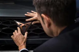 CUPRA: come nasce il marchio e il suo logo