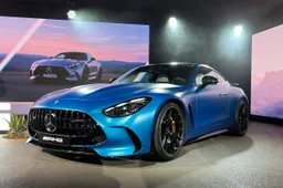 Mercedes-AMG GT 2024, ora è una vera Granturismo 2+2 da 585 CV