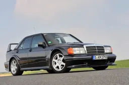 Mercedes-Benz 190E 2.5-16 Evo II: un esemplare quasi nuovo in vendita