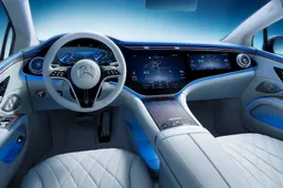 Mercedes EQS e l’impressionante MBUX Hyperscreen [VIDEO]