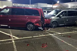 Perde il lavoro e si vendica danneggiando decine di Mercedes