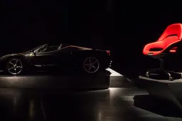 Ferrari e Poltrona Frau presentano Cockpit