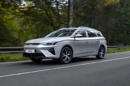 MG5 Electric, la prima station wagon elettrica in Europa