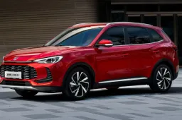 Nuova MG ZS Hybrid+: i prezzi e i motori. Le informazioni