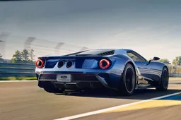 Dalla strada alla pista: le cinque modalità di guida sulla Ford GT