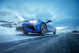 Michelin Crossclimate 3 e Crossclimate 3 Sport, come sono fatte le All-Season che vogliono cambiare il mercato