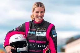 Michelle Hunziker pilota per un giorno: sposa la causa di Iron Lynx