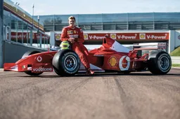 Asta record per la Ferrari F2002 campione del mondo [VIDEO]