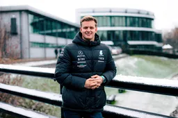 Mick Schumacher in Mercedes, dal 2023 con Hamilton e Russell