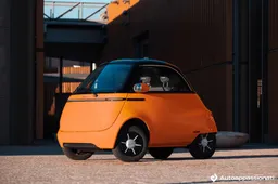 Microlino in vendita in centro città a Milano