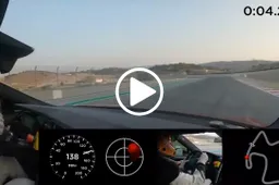 Tesla Model S Plaid+: l'elettrica da 1.100 CV in pista a Laguna Seca [VIDEO]