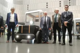 Mole Urbana: presentato il quadriciclo pronto a rivoluzionare la città