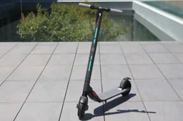 Bici e monopattini Mercedes-Benz: l’offerta della Collection 2020