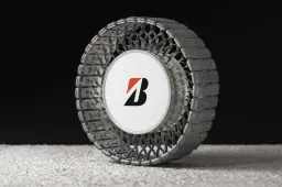 Ecco i nuovi pneumatici per andare sulla Luna