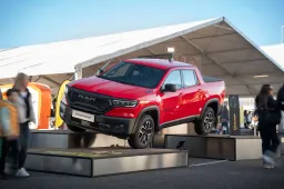 RAM Rampage: il pick-up compatto che ridefinisce il concetto di veicolo premium e off-road
