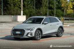 Audi A3 allstreet 40 TFSIe: come va il crossover urbano con tanta autonomia in EV e consumi irrisori?