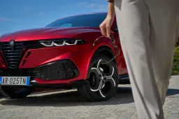 Ufficiale, ecco la Nuova Alfa Romeo Tonale: cosa cambia, le foto