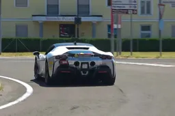 Ferrari SF90 Speciale: continuano i test del muletto, presentazione nel 2023