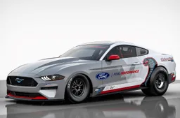 Mustang Cobra Jet 1400: il primo prototipo Dragster elettrico in azione [VIDEO]