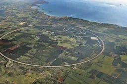 Incidente shock a 340 km/h sulla pista Porsche di Nardò: collaudatore vivo per miracolo