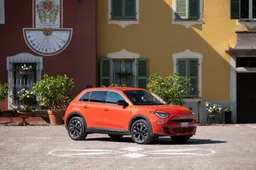 FIAT 600e: prova in anteprima, prezzo, dimensioni, interni
