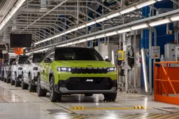 Jeep Compass 2026: al via la produzione a Melfi, simbolo del nuovo corso del marchio