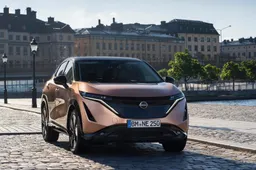 Nissan Ariya: prezzo, dimensioni, interni, prova in anteprima