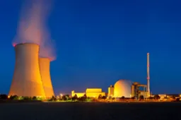 Nucleare per l'indipendenza dalla Cina: la scommessa del governo Meloni