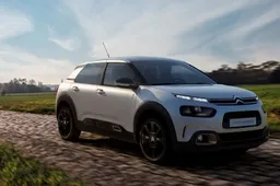 Nuova C4 Cactus Origins: la berlina per i cent’anni del Marchio
