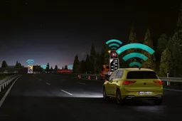 Volkswagen riceve il premio Advanced Award Euro NCAP per la tecnologia Car2X [VIDEO]