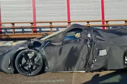 Una nuova Icona Ferrari all'orizzonte? Il nuovo prototipo sta già circolando [FOTO SPIA]