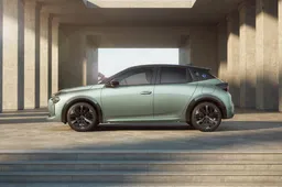 Ypsilon Experience Days: come provare l'ibrida e l'elettrica