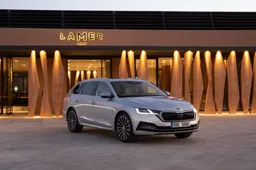 Skoda Octavia 2020 | Prova su strada, interni, motori e come va