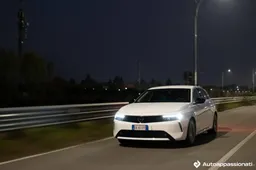 Opel Astra Plug-in Hybrid: la nostra prova da Torino a Cannes. Com'è andata