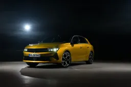 I fari IntelliLux LED Pixel di nuova Opel Astra: come funzionano?