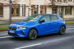 Opel Corsa-e: prova in anteprima, interni, motore, autonomia e prezzi