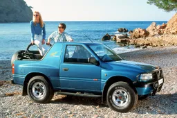 Opel Frontera 4X4: 30 anni e 2 generazioni di un fuoristrada storico