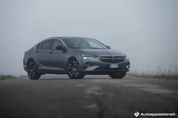 Opel Insignia Grand Sport 2.0 CDTI | Prova su strada, interni, motore e prezzo
